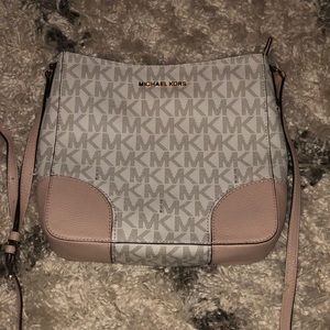 Michael Kors Blush/White Cross Body Purse.
